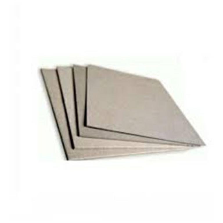 CARTON GRIS 2 mm  50 x 70 MM